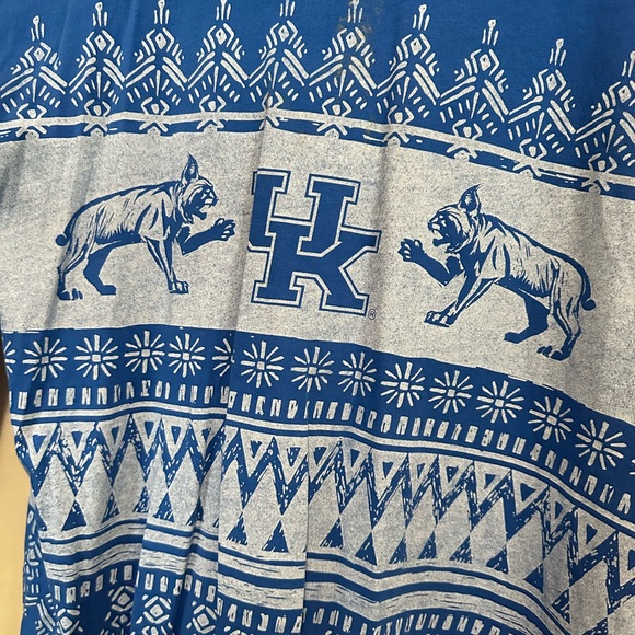 Lauren James Co. Christmas Sweater Tee Medium University of Kentucky - Picture 2 of 4